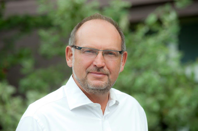 Dr. Hermann-Josef Müller | Facharzt für Nuklearmedizin und Facharzt für Radiologie photo