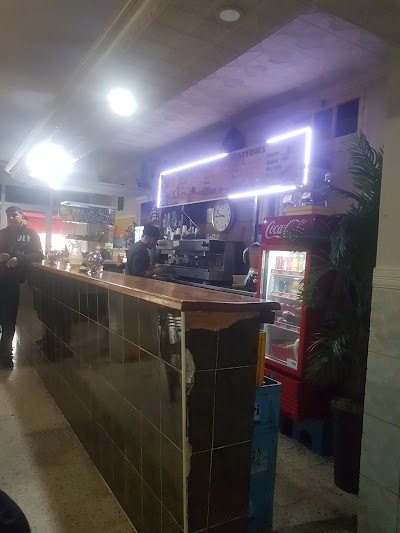 Photos of Caf&eacute; l'olivier(Parabol)