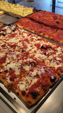 Pizzeria Redipizza by null