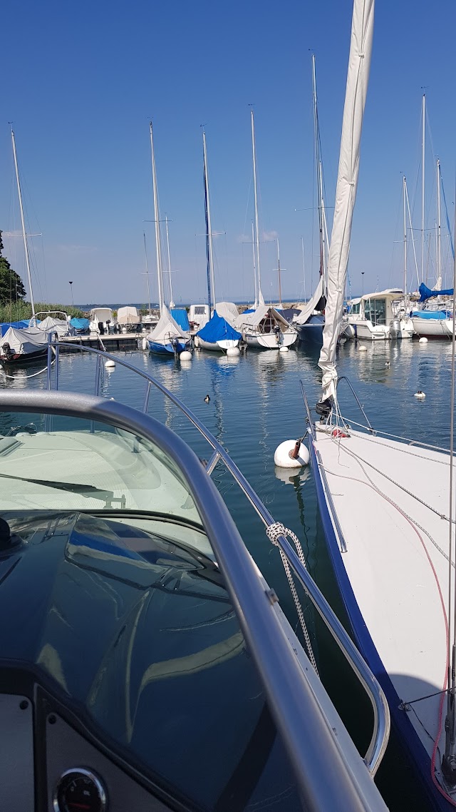 Port de Crans