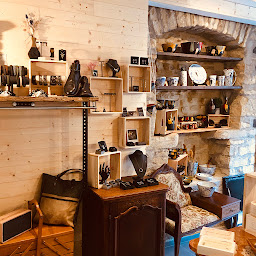 Photo n°14 de Un monde de mains à Rioz (Artisanat)