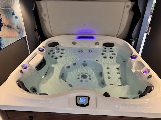 Photo de Maison Calmus - Spa Jacuzzi® Sens à Soucy (89100)