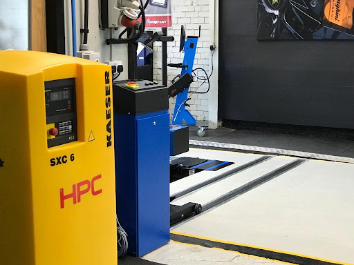 HSR Auto Centre - Visual