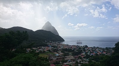 Photos of Piton Mitan