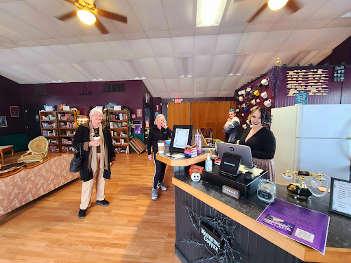 Curious Grounds Gallery - United States