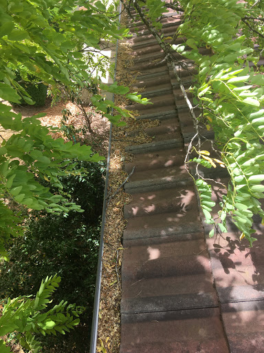Premium window and Gutter cleaning - Thumbnail