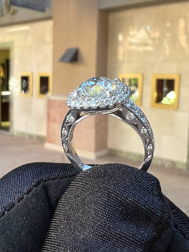 Isaac Jewelers - Thumbnail