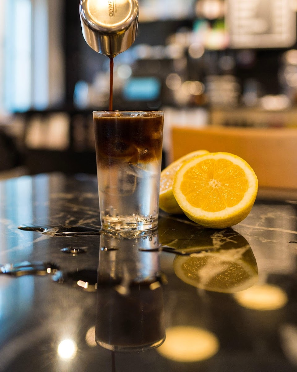 Café des Lesens im Hugendubel — photo 4