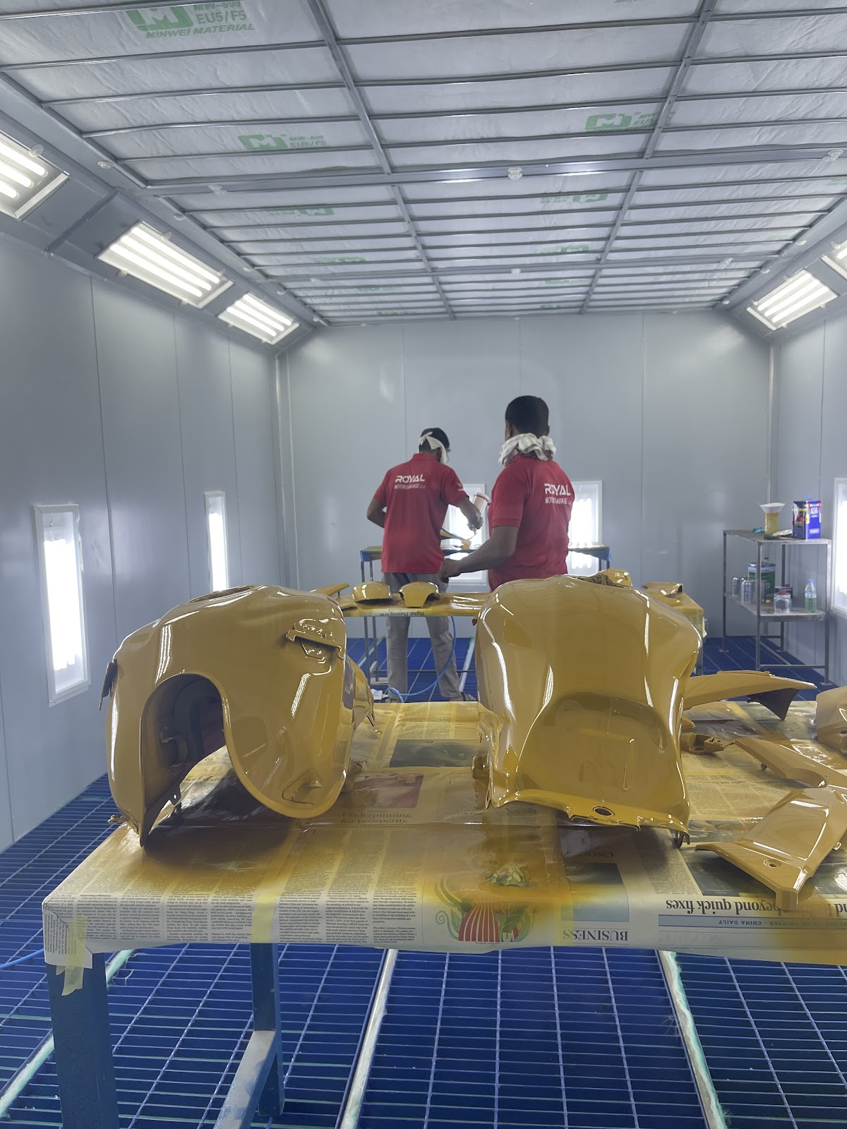 Royal Road Garage - صورة 3