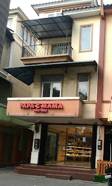 Papa & Mama Pastries, Author: marius ferdinand Turambi