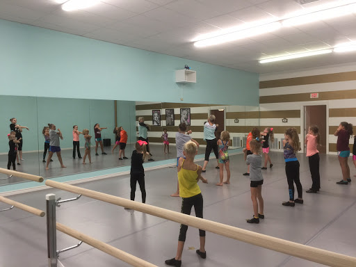 Studio Glam Dance and Acrobatics - Thumbnail