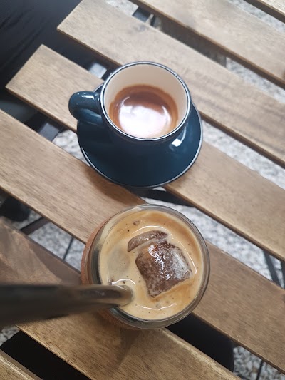 Photos of 7 gr. Espresso Studio