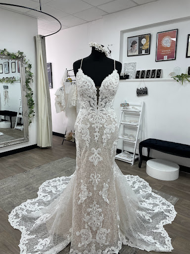 Cariad Bridal - Thumbnail