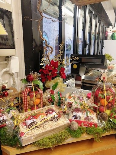 Il mercatino della frutta di mancinelli & vecchioni Gallery - Italy