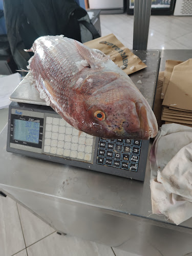 Golden Fish Seafood - Κατάστημα