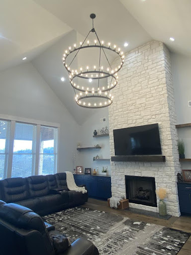 Vic's Electrical - Visual