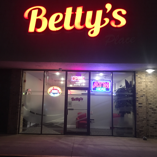 Betty's Place Video Slots and Poker - Thumbnail
