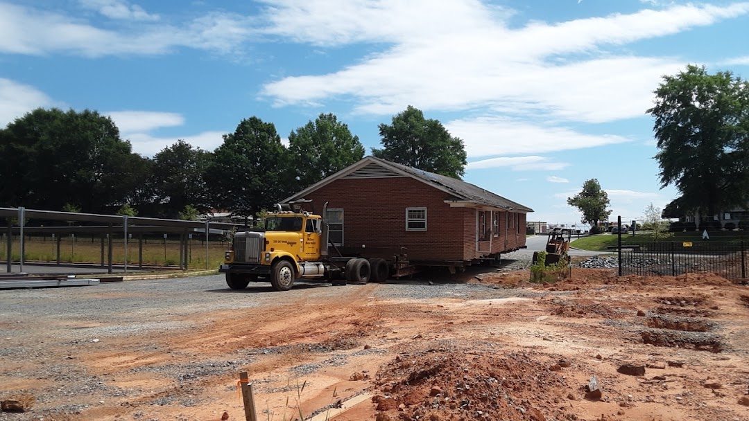 HOUSE & BUILDING MOVER, Cherry House Moving