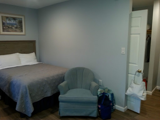 West Cape Motel - Thumbnail