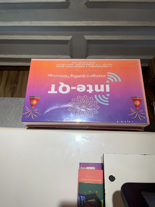 Af1qipohvxlabhq8pq1eg6uozileeedczsolh1kazmyh=s406 K No