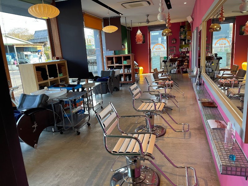 uhem BeautyplatformSALON