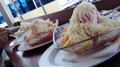 Photos of Plaza Deli