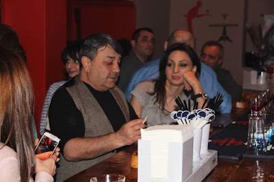 Photos of Pub007