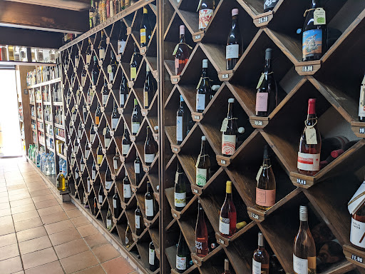 CELLER CASTAÑÉ - Visual