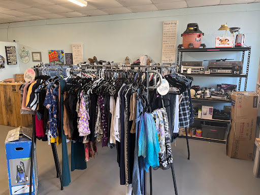 Southern Charm and Treasures Second Hand Shop - Thumbnail