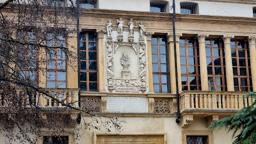 Palazzo Gualdo