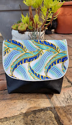 Photo n°15 de LILOUSEWING à Montbrison-sur-Lez (Magasin de sacs et bagages)