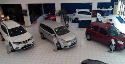 Photos of Indomobil Nissan Datsun Solo Jebres