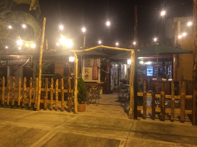 4ta Avenida (Cuarta Avenida)
