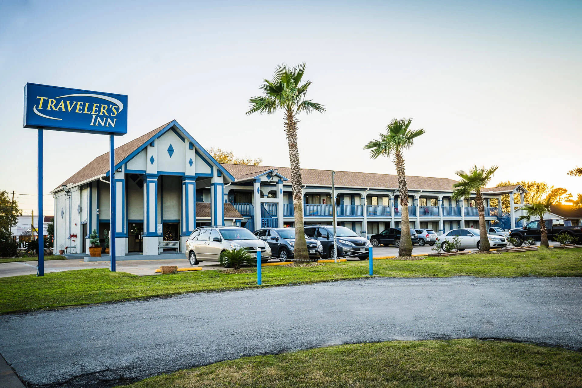Traveler's Inn