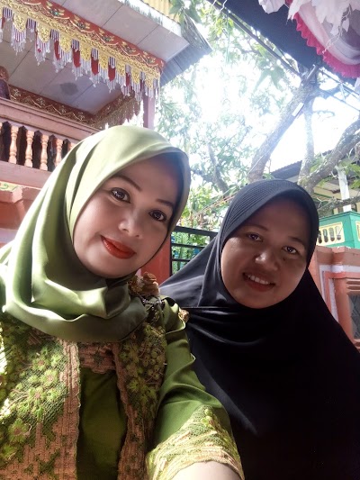 shopping-mall
