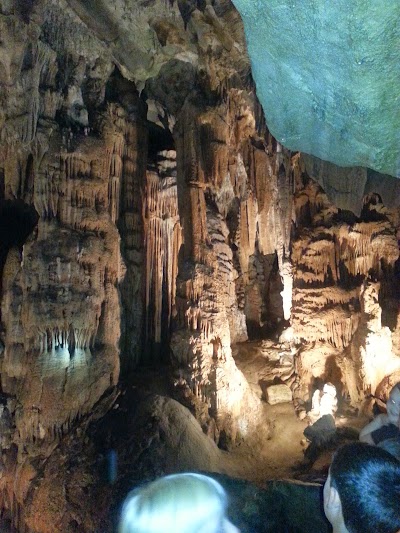 Photos of Bristol Caverns