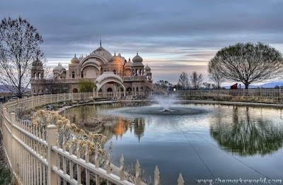 Sri Sri Radha Krishna Temple