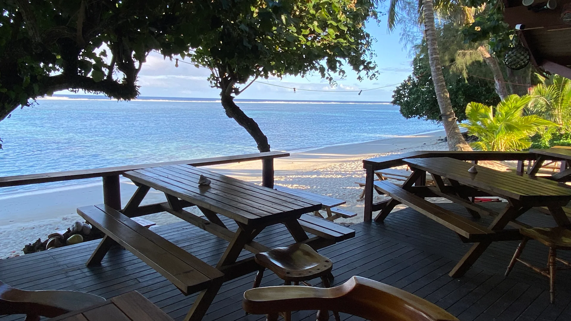 Aro'a Beachside Resort