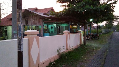 Photos of Angkringan Wifi Reptile