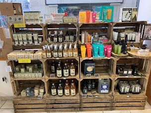 Photo n°3 de Pharmacie Lafayette Herboristerie à Saint-Rémy-de-Provence (Pharmacie)