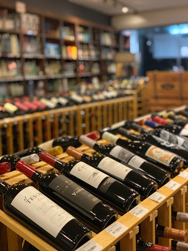 Douglaston Wine & Liquor - Thumbnail