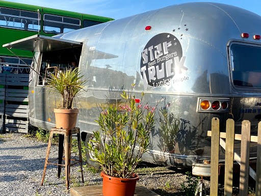 Photo 8 - Le Peak burger bar