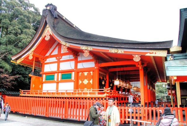 Fushimiinari Shrine Honden
