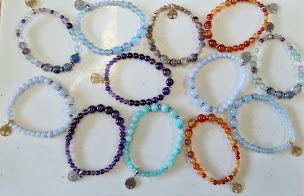 Photo n°6 de Cailloux Bijoux ✨ Création de bijoux - Vente de minéraux - Pierres fines à Nantillé (Bijouterie)