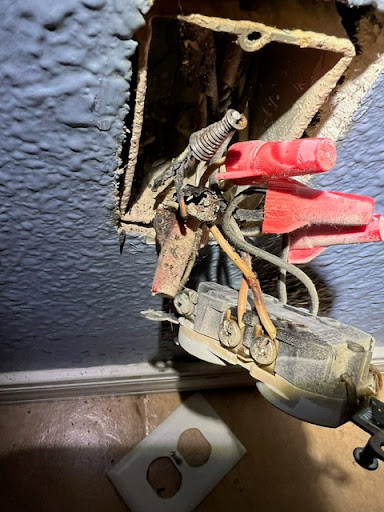 Grounded Electrical Service - Thumbnail