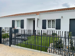 Photo n°6 de Rj peinture à Prahecq (Peintre en bâtiment)