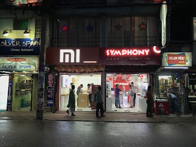 Photos of SYMPHONY brand shop