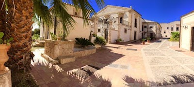 Photos of FAVORITE VILLA RELAIS ****