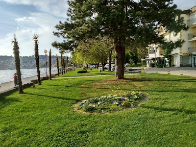 Photos of Trudbenik Mall
