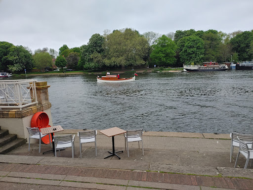 The Gazebo Pub and Riverside Dining - Thumbnail